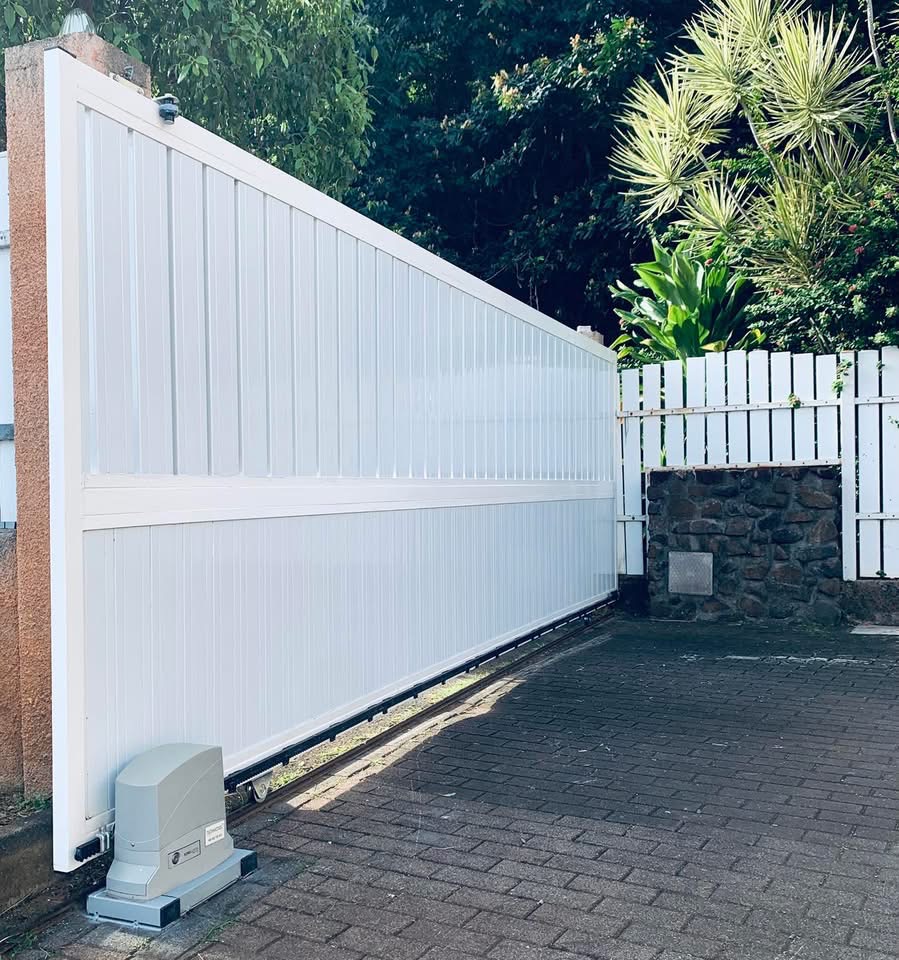 Portail PVC Coulissant